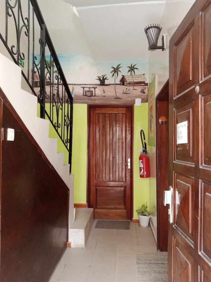 Kakatar Family Residence , Yoff Ντακάρ Εξωτερικό φωτογραφία