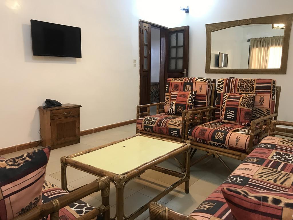 Kakatar Family Residence , Yoff Ντακάρ Εξωτερικό φωτογραφία
